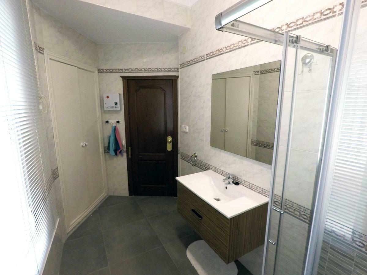 Eduardo Lucena 5, Alcazar Apartment Cordoba Luaran gambar