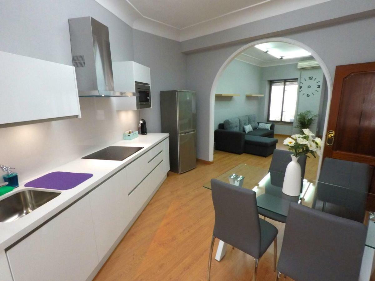 Eduardo Lucena 5, Alcazar Apartment Cordoba Luaran gambar